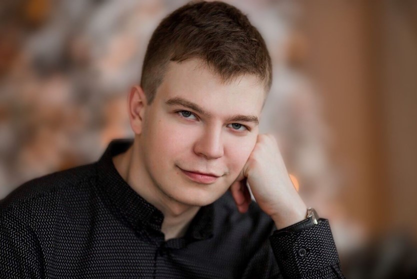 Артемий Гоголев