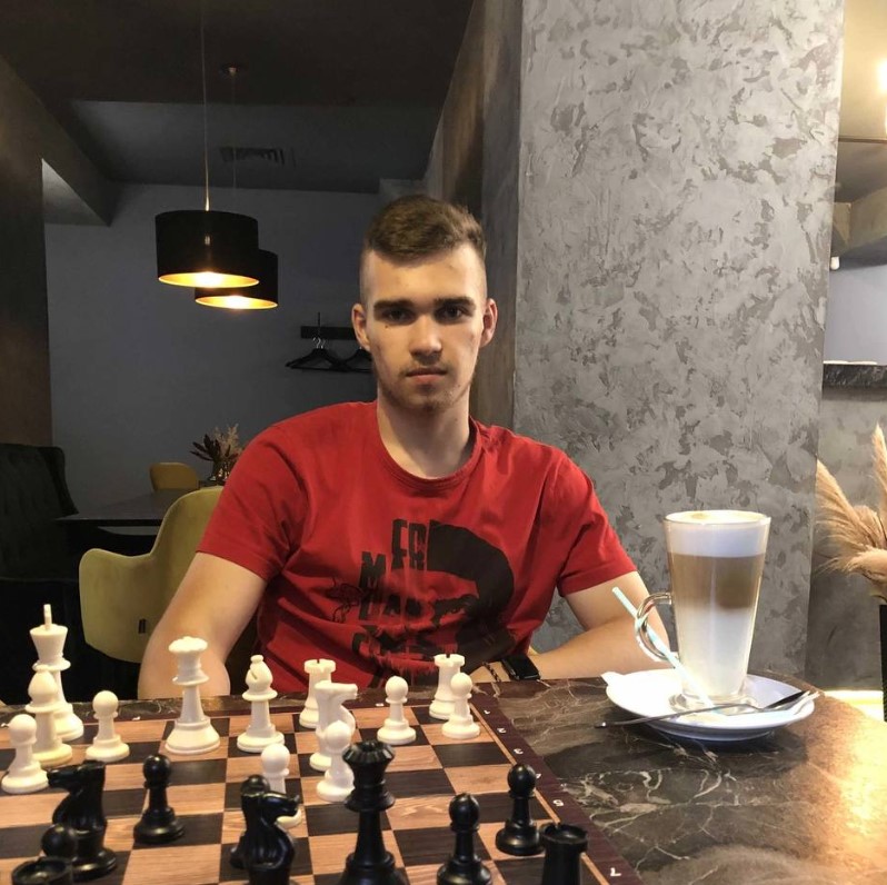 Осетров